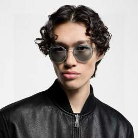 Picture of Louis Vuitton Sunglasses _SKUfw77710110fw